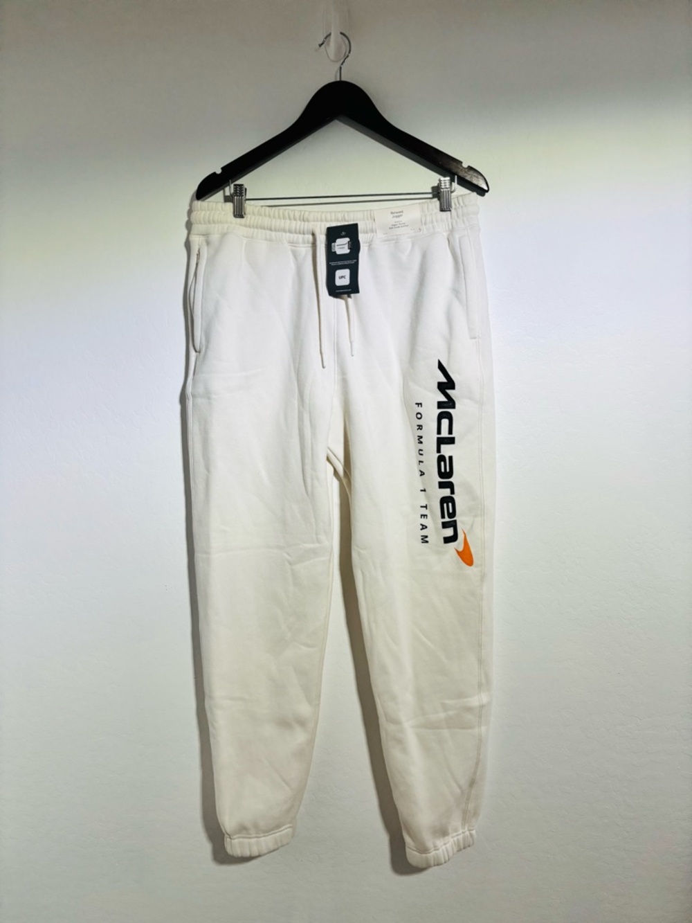 McLaren Formula1 Team Hollister Joggers Size Large NWT‎ Relaxed Fit Sweatpants